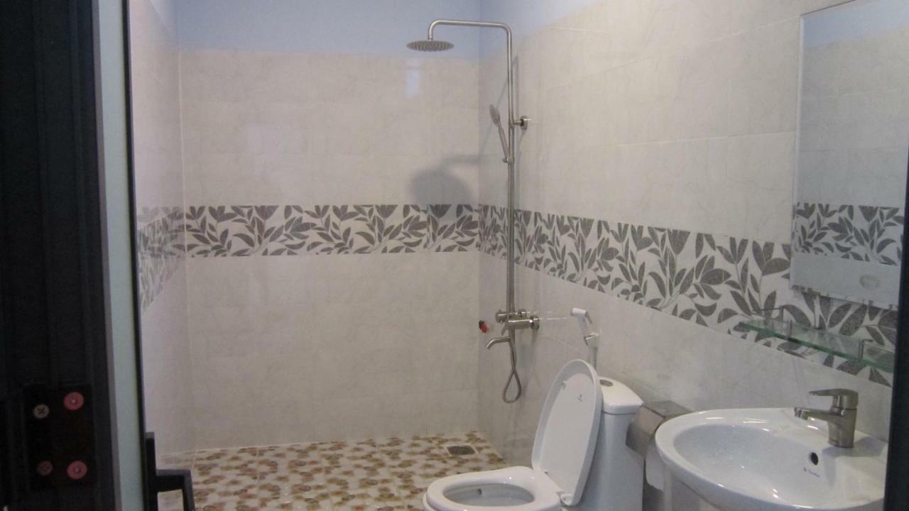 Hong Chau Guesthouse Дуонг-Донг Экстерьер фото